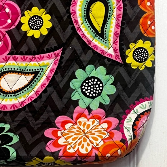 Vera Bradley Tote (Ziggy Zinnia) BAG - Picture 3 of 11